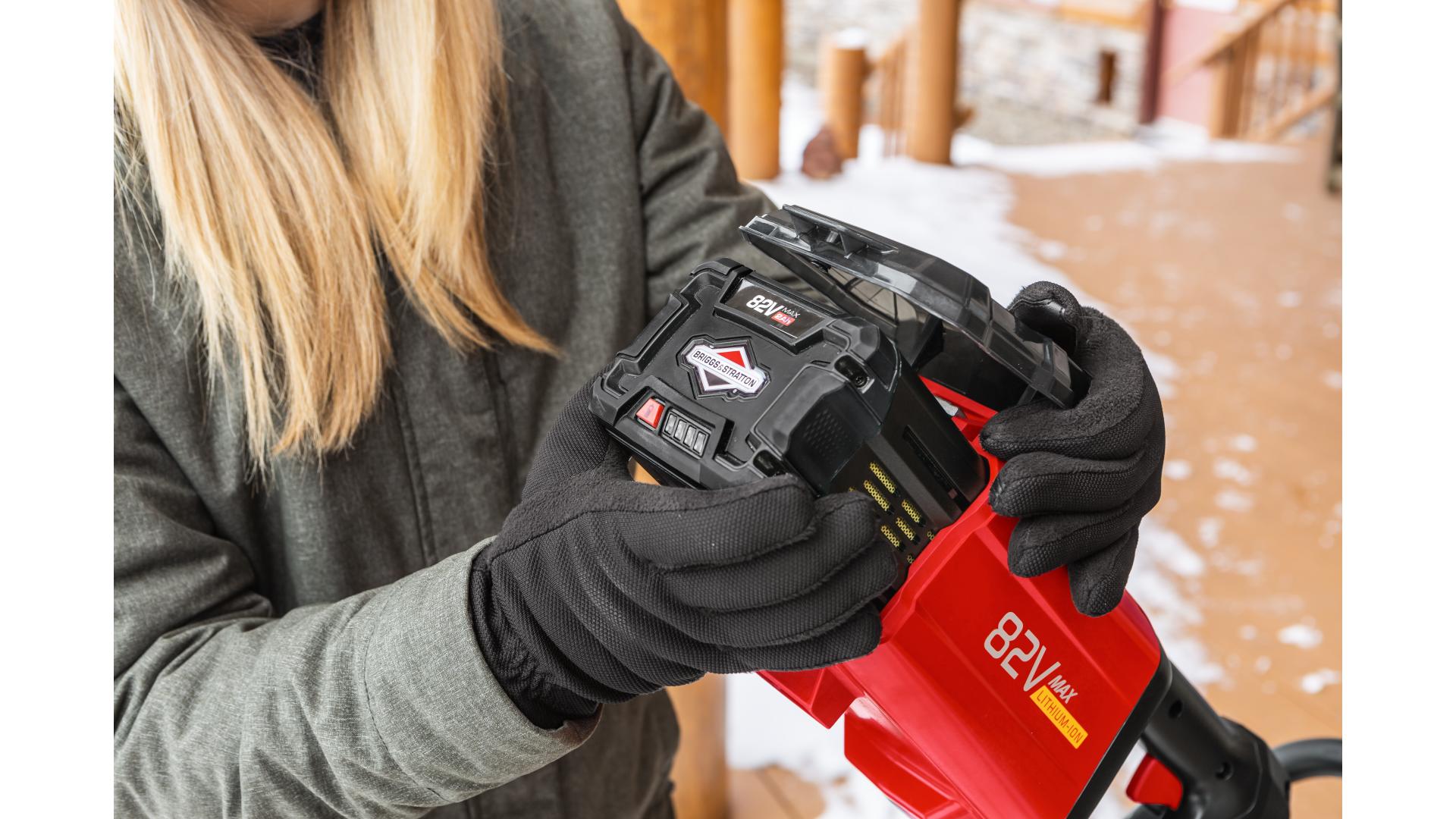 82Volt Max* LithiumIon Cordless Snow Shovel